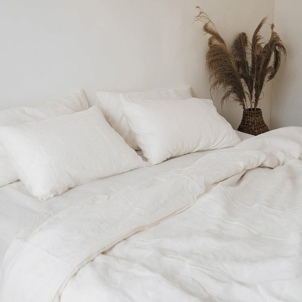 White pillowcase - True Things