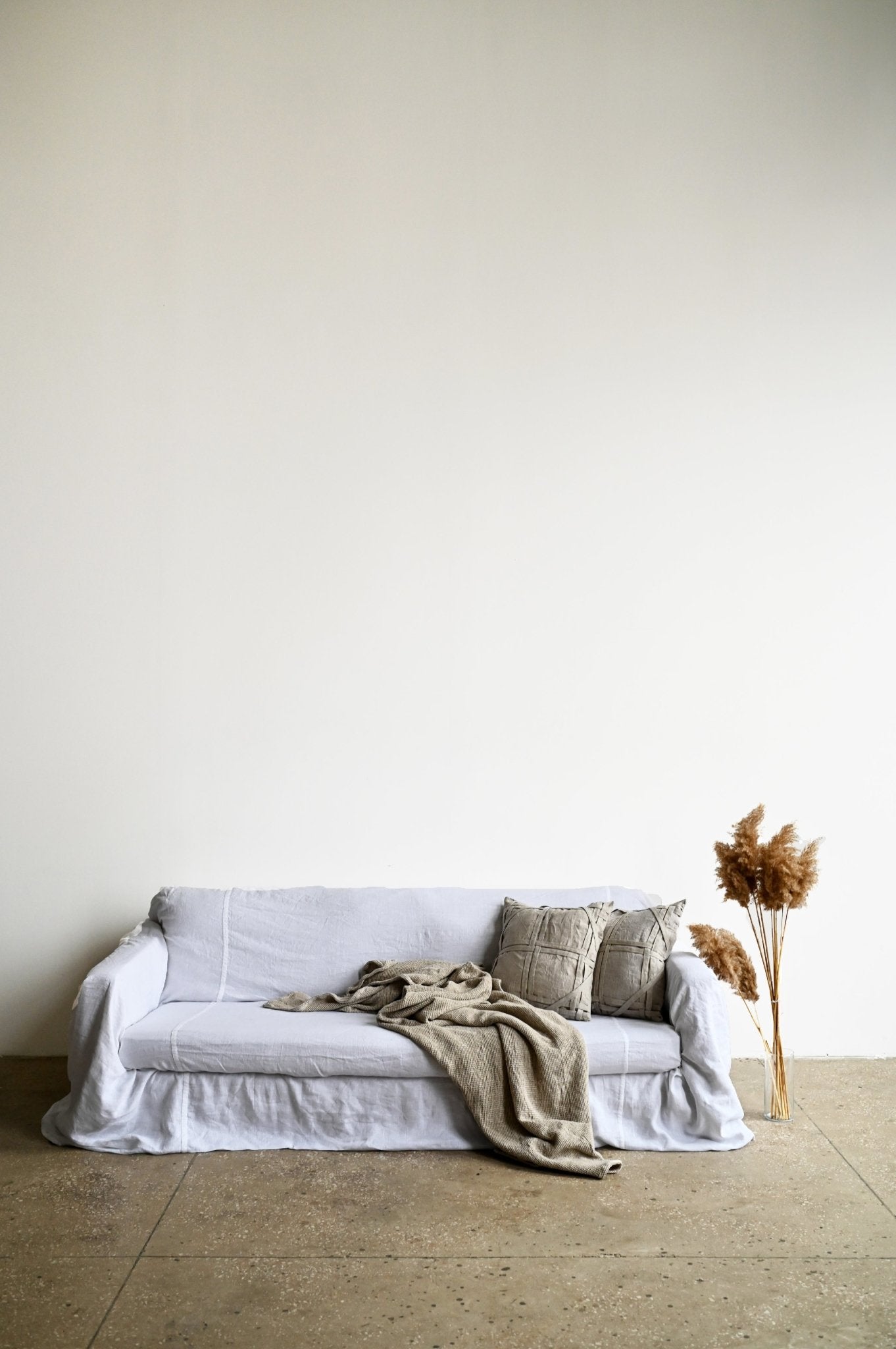 White sofa slipcover - True Things