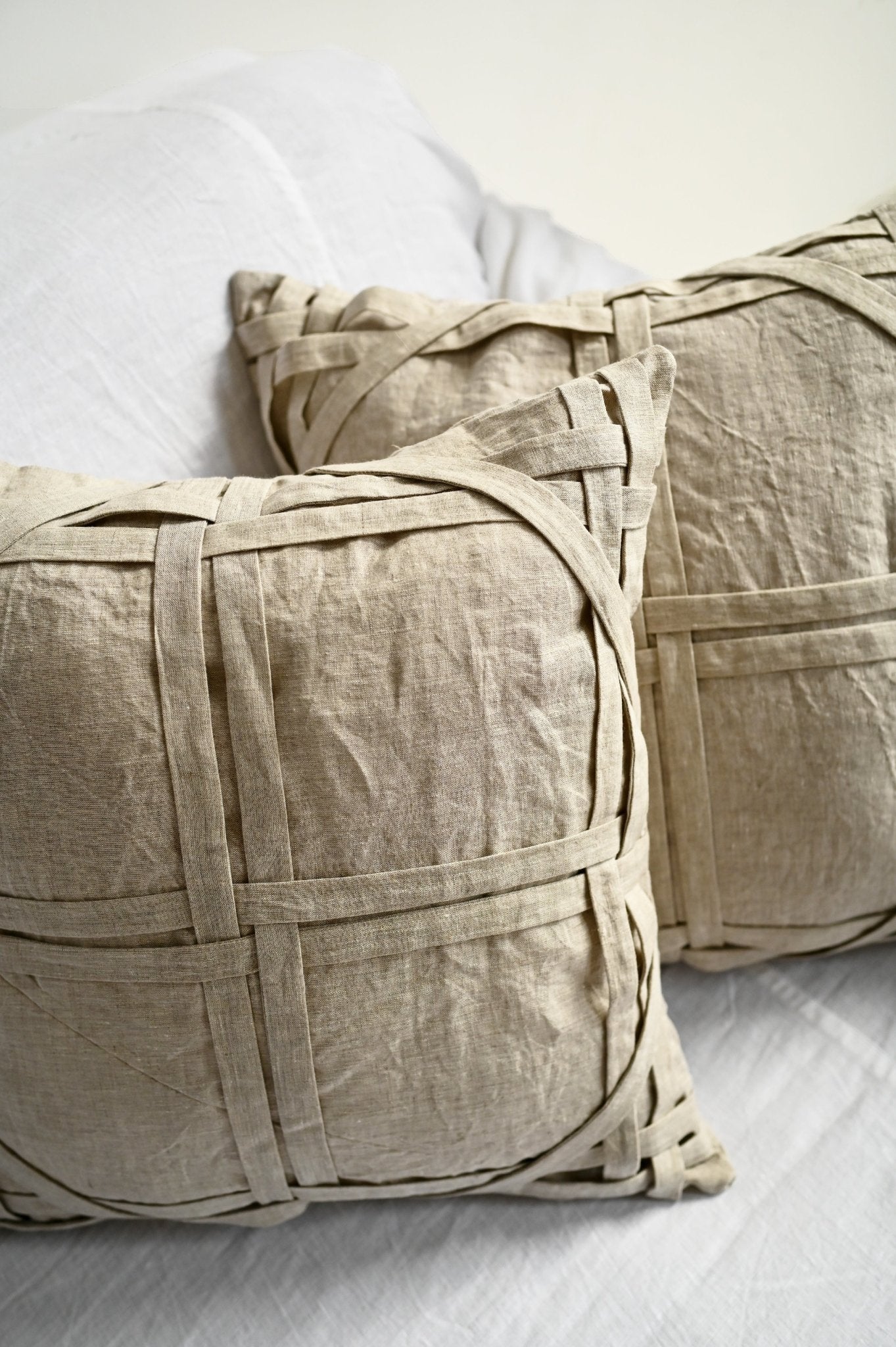 White sofa slipcover - True Things